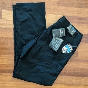 Men's Kuhl Slax Pant Black 38 x 32 NWT